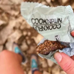 Barre énergétique bio - Bananes, graines de chia, noix de coco