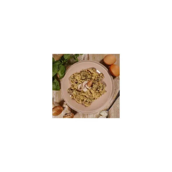 Brouillade d'oeufs fêta, épinards et champignons