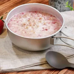 Granola et ses framboises