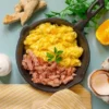 Oeufs brouillés au jambon et fromage - Grand format