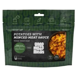 Pommes de terre en sauce et viande hachée